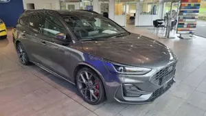 Ford Focus 2,3 l EcoBoost 206 kW (280 PS) B ST X Bild 5