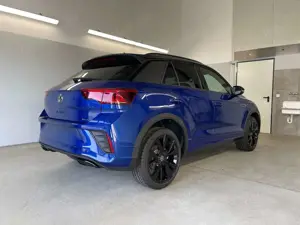 Volkswagen T-Roc R-Line 190PS 4M DSG Pano+AHK+Black+IQ.Light+IQ.... Bild 4