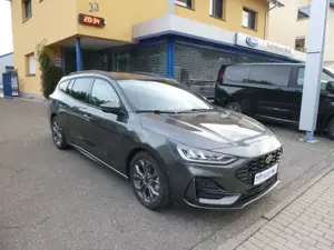 Ford Focus Turnier 1.0 EcoBoost MHEV ST-Line X Auto