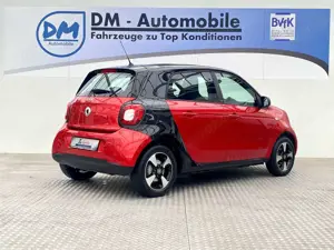 smart forFour 0.9 Passion Faltdach Sitzheizung Klimaauto PDC JBL Bild 4