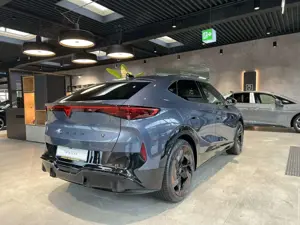 CUPRA Tavascan VZ 4Drive 250 kW 77 kWh Heat Pump Klima Navi Bild 4