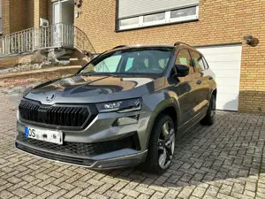 Skoda Karoq Karoq SPORTLINE - Panodach - AHK - Garantie 2028 Bild 5