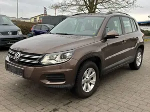 Volkswagen Tiguan TrackField 4MOTION*XENON*KAMERA*AHK*AMBIENTELICHT