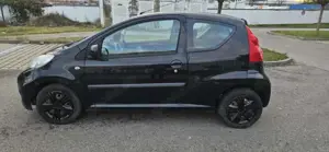 Peugeot 107 107 Filou ( mit klima ) Unfallfrei ( ohne TUV ) Bild 5