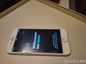 das handy iphon 6 s  ist gut aber die display bisschen schwarz aber in ordnung