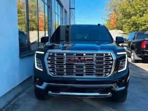 GMC Yukon Denali 6.2l V8 Alu 24" Finanz. 4.59% Bild 2