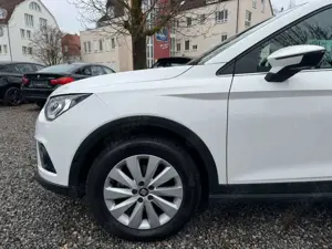 SEAT Arona Xcellence 1.0 TSI DSG TOTW Carplay Kamera Bild 4