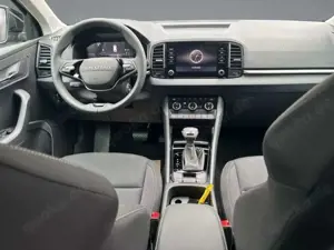 Skoda Karoq 1.5 TSI DSG Selection AHK  ACC Kessy Kamer Bild 3