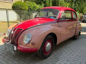 Oldtimer IFA F309/1 Limousine Bild 2