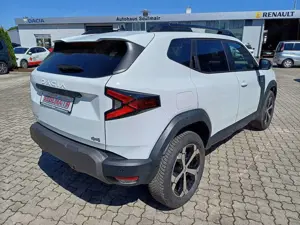 Dacia Duster Journey TCe 130 4x4 Winter+City+Technik+Navi Bild 3
