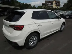 Skoda Fabia 1.0TSI TopSelection/LED/AHK/Klimaautomatik/Sitzhei Bild 4