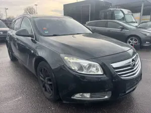 Opel Insignia A Sports Tourer Sport Bild 3