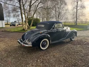 Mercedes-Benz 220 220 A Cabriolet Bild 3