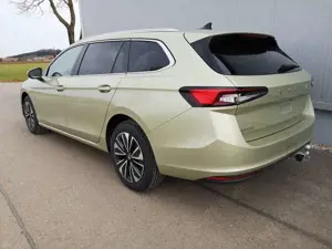 Skoda Superb Combi 2.0 TDI 142kW 4x4 Selection DSG Standh So... Bild 3
