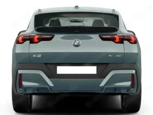 BMW X2 sDrive18d;MODELLJAHR 2024 mit Curved Display Bild 4