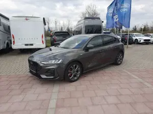 Ford Focus Limousine 1.0 EcoBoost MHEV ST-Line SHZ Bild 2