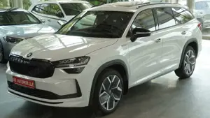 Skoda Kodiaq 2.0 TDI 4x4 Sportline*AHK*HEAD-UP*PANO*7S