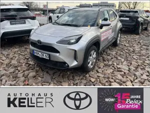 Toyota Yaris Cross Hybrid 130PS Team D *FAHRSCHULUMBAU*