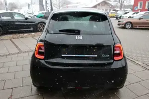 Fiat 500e La Prima by Bocelli ACC Bild 4
