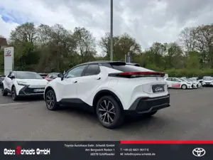 Toyota C-HR 2,0 l Plugin 4x2 TeamP  Apple CarPlay Android Auto Bild 3