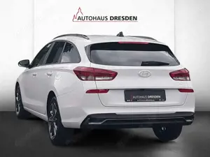 Hyundai i30 cw 1.0 T-GDI Advantage *LED*NAVI*LM Bild 5