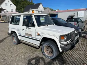 Mitsubishi Pajero Pajero 2600