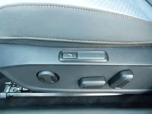CUPRA Born Edition Dynamic WÄRMEPUMPE XL PLUS CARGO Bild 5