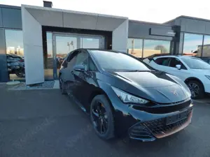 CUPRA Born Edition Dynamic WÄRMEPUMPE XL PLUS CARGO Bild 3