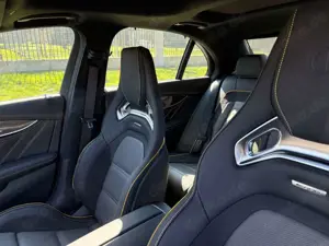 Mercedes-Benz E 63 AMG E 63 S AMG 4Matic Limousine Final Edition Bild 5