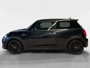 MINI Cooper SE Classic Trim Bild 4