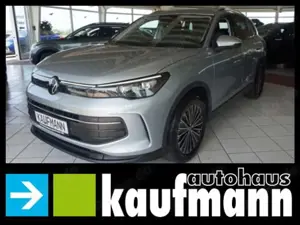 Volkswagen Tiguan TIGUAN LIFE 1,5 TSI DSG AHK KAMERA 18" SHZ LED PDC