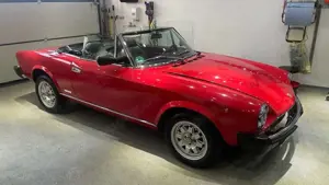 Fiat 124 Spider Pinin Farina Euro Spider