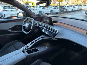 Peugeot 3008 GT MHEV 145 e-DSC6 Sound  Air Massage Pano Bild 5