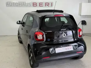 smart forFour electric *22KW*PDC*SHZ*Faltdach*Touch Bild 4