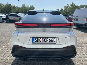 Toyota C-HR 2.0 Plug-in-Hybrid Team Deutschland Bild 4