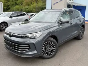 Volkswagen Tiguan Elegance AHK ACC HUD LED-Matrix Massage