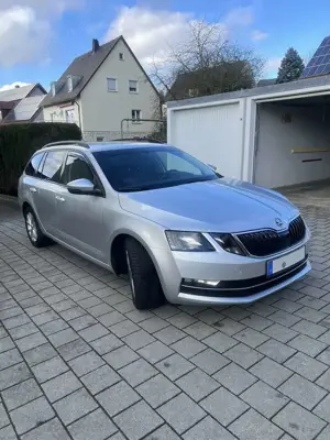 Skoda Octavia Bild 2