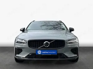 Volvo V60 T6 Plug-in Hybrid AWD Plus Dark Bild 3