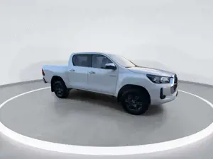 Toyota Hilux 4x4 Double Cab MHEV AT/Smart Connect/Mod. 2026 Bild 2