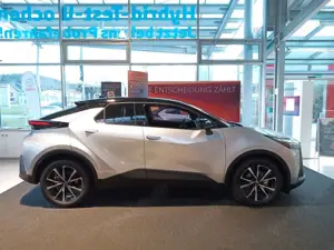 Toyota C-HR 2.0 Hybrid Team D *Technik-Paket* Bild 4