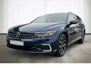 Volkswagen Passat Variant GTE 1.4 TSI eHybrid Pano+AHZV Bild 2