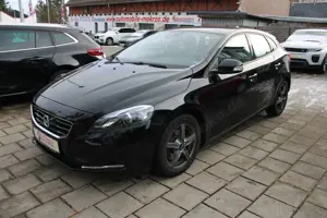 Volvo V40 T2 Linje You! BiXenon Navigation Sitzhzg PDC AHK A