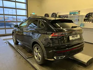 Volkswagen Taigo R-Line 1.5  TSI DSG *AHK, 17"-LM, "IQ.DRIVE"* Bild 4