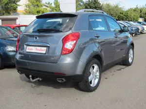 SsangYong Korando Quartz *4X4 *Automatik*AHK*PDC* Bild 4