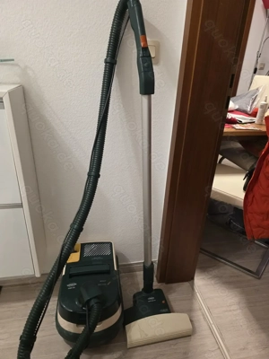 Vorwerk Tiger 251 mit viel Zubehör