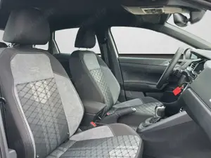 Volkswagen Taigo R-Line 1,0 l TSI 116 PS, DSG7 Bild 4