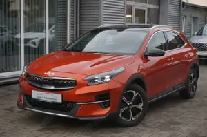 Kia XCeed Spirit Plug-in Navi PDC KAM ACC LKA Carpla