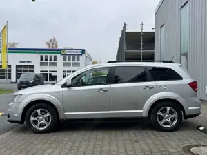 Fiat Freemont 2.0 Urban 7 Sitzer PDC Sitzheizung AHK