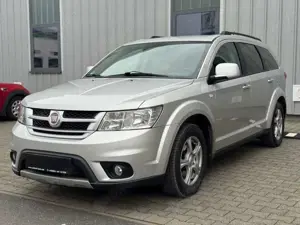 Fiat Freemont 2.0 Urban 7 Sitzer PDC Sitzheizung AHK