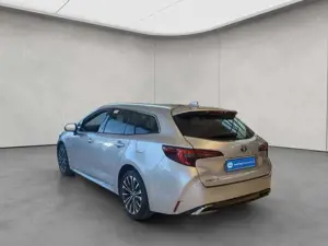 Toyota Corolla 2.0 Hybrid Touring Sports Teamplayer Bild 3